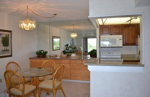 Longboat Key Condo | Beachcomber unit 501