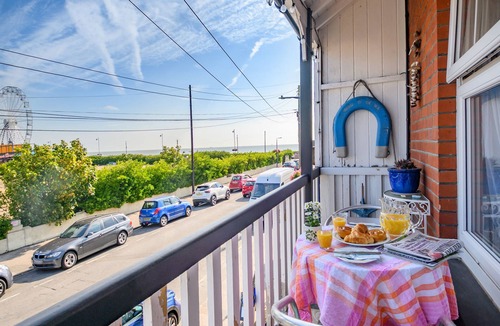 Felixstowe Cottage | Beachcombers Retreat