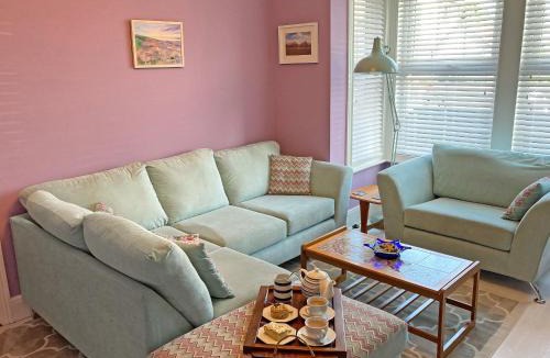 Felixstowe House | Beachcombers Retreat