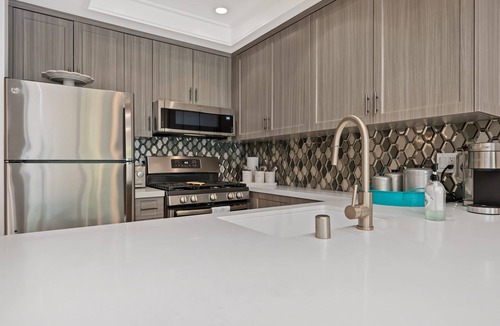 Huntington Harbour Condo | BeachCottage