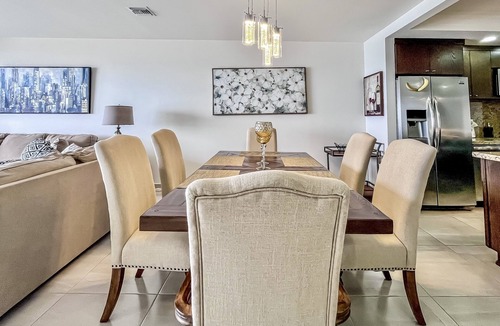 Playa Encantada Condo | BeachCove-JollaExcellence-IndoorPool&BeachAccess