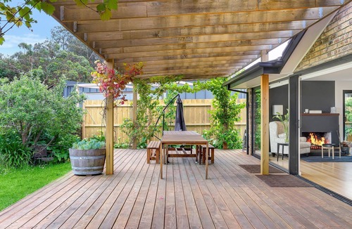 Balnarring House | Beaches, Paddocks & Village