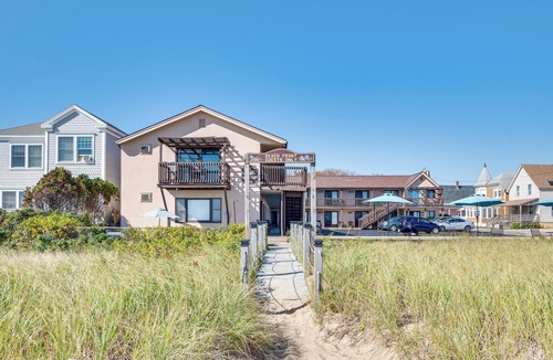 Old Orchard Beach Apartment | 'beachfront 12' Condo on Old Orchard Beach