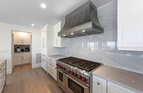 Anna Maria House | Beachfront! 2 Masters!
