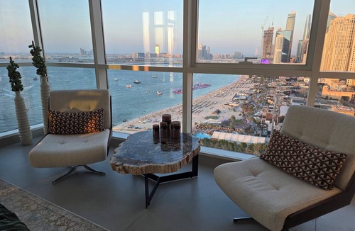 Jumeirah Beach Residence Apartment | Beachfront, 250° view, private beach, high floor