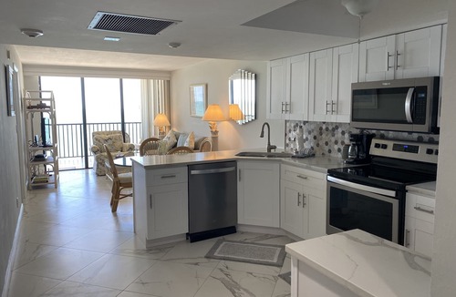 Marco Island Condo | 🏖 Beachfront 2B-2B – 12th Floor Balcony Gulf View + Pool + Direct Beach Access