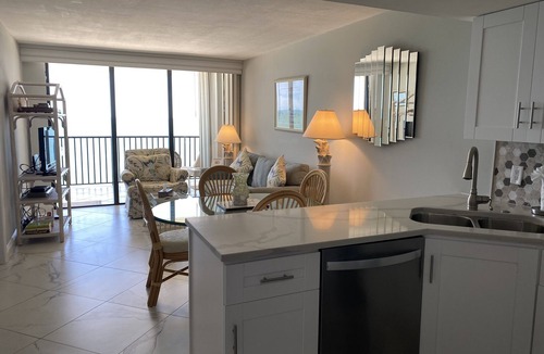 Marco Island Condo | 🏖 Beachfront 2B-2B – 12th Floor Balcony Gulf View + Pool + Direct Beach Access