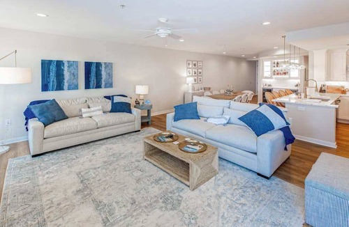 Sandbridge Condo | Beachfront 3rd-floor condo with ocean views, 3 pools, free wifi gym & w/d