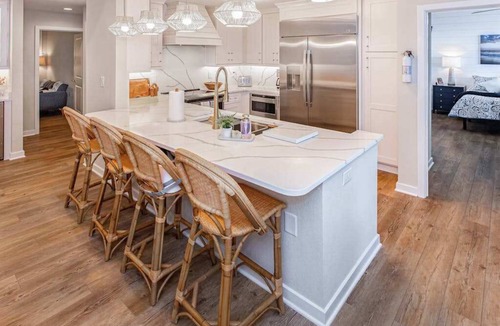 Sandbridge Condo | Beachfront 3rd-floor condo with ocean views, 3 pools, free wifi gym & w/d