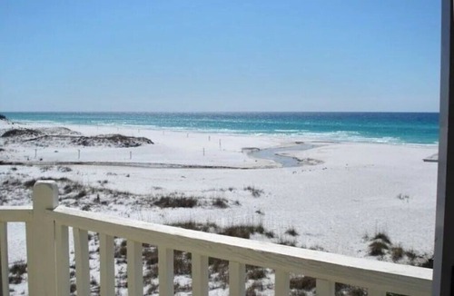 Gulf Trace House | Beachfront 4 Br Includes Jeep Paddle Boards Kayak Bikes