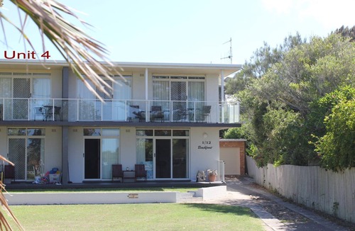 Lake Cathie Apartment | Beachfront 4 - opposite lake and beach