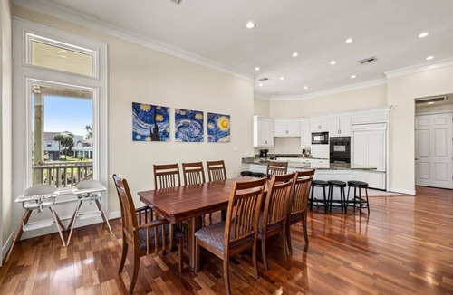 Pirates Beach West House | Beachfront 5BR | Hot Tub & Fire Pit | Game Room