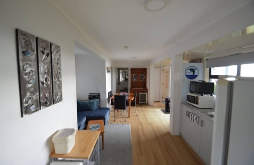 Coopers Beach Apartment | Beachfront Apartment - COOPERS BEACH