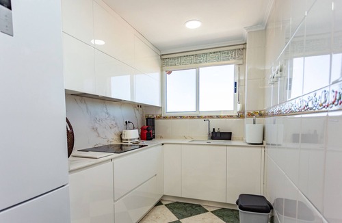 Sueca Apartment | Beachfront Apartment 30min from Valencia