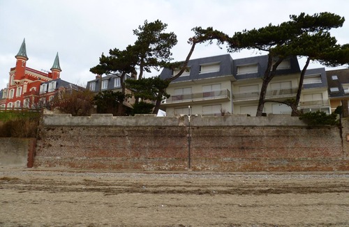 Le Crotoy Apartment | Beachfront apartment and town center