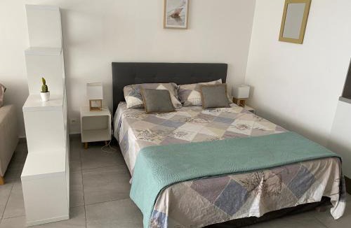 Marigot Apartment | Beachfront apartment