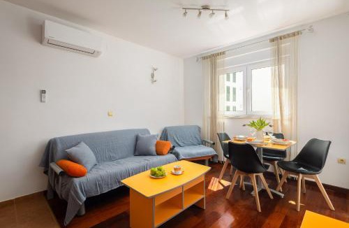 Donja luka Apartment | Beachfront Apartment Nikić