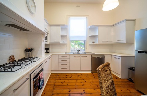 Henley Beach House | Beachfront at your door