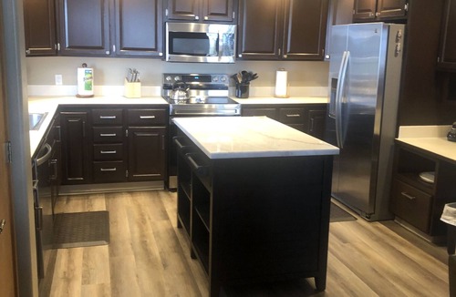 Bayshore House | BEACHFRONT, AWESOME VIEWS & EASY BEACH ACCESS. 5 bedrooms, 4 baths. 2 Kitchens.