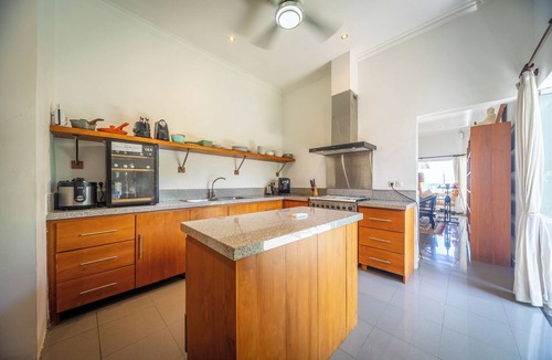 Dencarik Villa | Beachfront Bali Paradise Villa with Private Pool & Tropical Garden