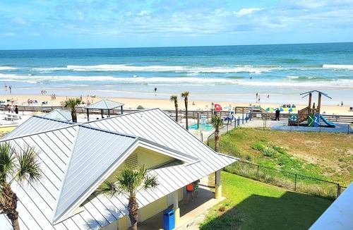 Lenox Park Apartment | Beachfront Beautiful Ocean Views!