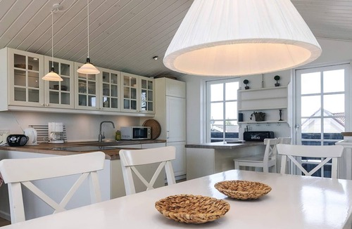 Hasmark Strand House | Beachfront Beauty in Hasmark