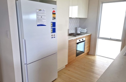 Moonta Bay Hotel | Beachfront Beauty, Moonta Bay