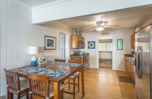 Alligator Point House | Beachfront Bliss—No Crowds, Just Coastal Calm
