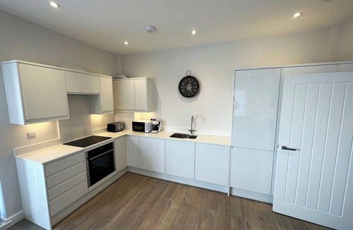 Burmarsh Apartment | Beachfront Bliss Apartment