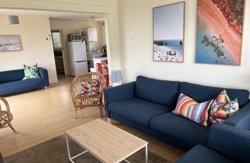 Cape Woolamai House | BEACHFRONT Bliss- Great water views from 2 decks!