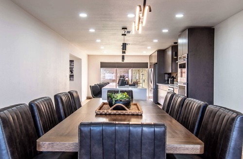 Bay Area House | Beachfront Bliss Panoramic Ocean Views Sleeps 33