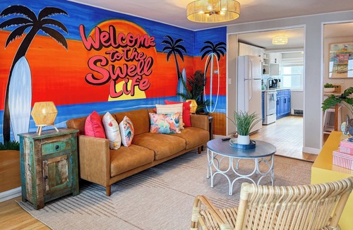 Salisbury Beach House | Beachfront Bungalow: beachyard, close to boardwalk
