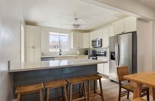 Laie House | Beachfront Bungalow - New Build on the beach!