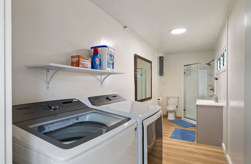 Laie House | Beachfront Bungalow - New Build on the beach!