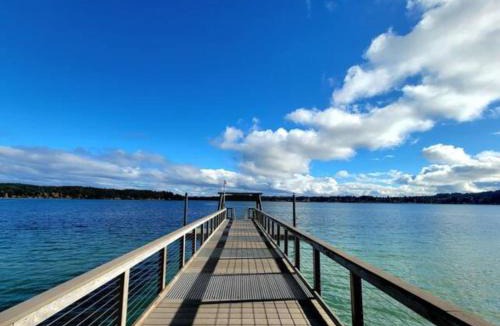 Bremerton House | Beachfront cabin, dock, water views
