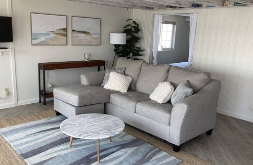 Priest Point Cabin | Beachfront Cabin on Priest Point