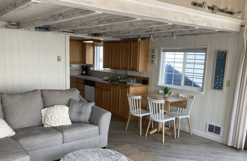 Priest Point Cabin | Beachfront Cabin on Priest Point