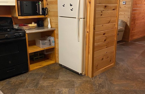 Cold Brook Cottage | BEACHFRONT CAMP WITH SANDY BEACH ON HINCKLEY LAKE- FAMILY FRIENDLY