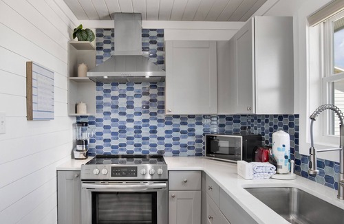 Southpointe House | Beachfront Classic | Pet Friendly | Fort Morgan