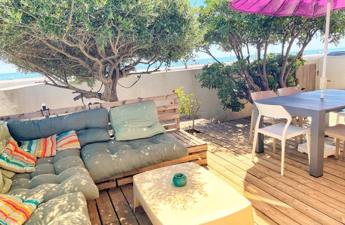 Narbonne-Plage Apartment | Beachfront Cocooning Vacation with Terrace