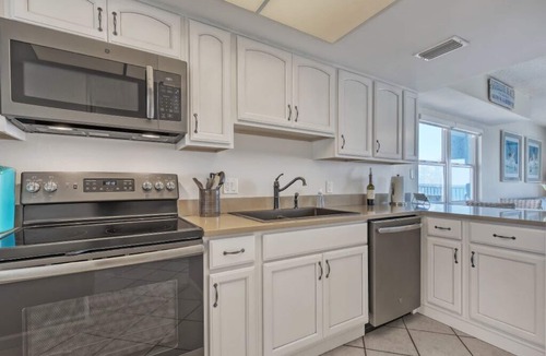 South Patrick Shores Condo | Beachfront Condo! Direct Ocean Views!