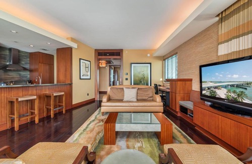 Bal Harbour Apartment | Beachfront Condo at The Ritz-Carlton -310N11