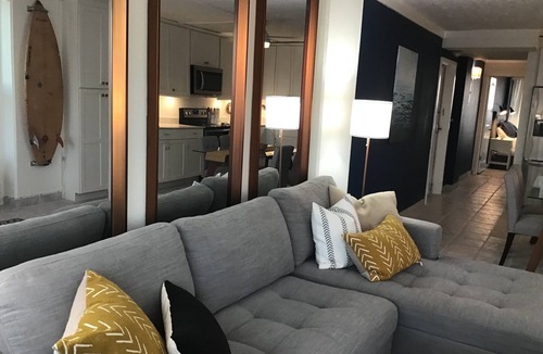 Galveston Condo | Beachfront condo on East Beach. Gulf, bay views. EV charger. Full kitchen, wifi.
