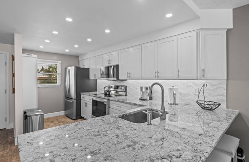 Bradenton Beach Condo | Beachfront Condo, Newly renovated! Heated Pool on the beach. GulfView 102.