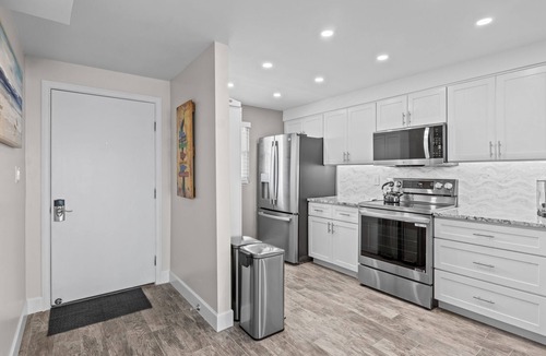 Bradenton Beach Condo | Beachfront Condo, Newly renovated! Heated Pool on the beach. GulfView 102.