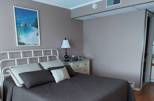 Southend Condo | Beachfront condo