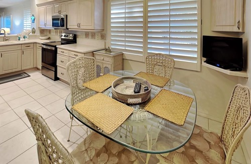 Flagler Beach Condo | Beachfront Condo With Resort Pool, Balcony + Ocean Views