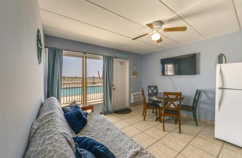 Wildwood Crest Apartment | Beachfront Condo with Pool about 2 Mi to Boardwalk!