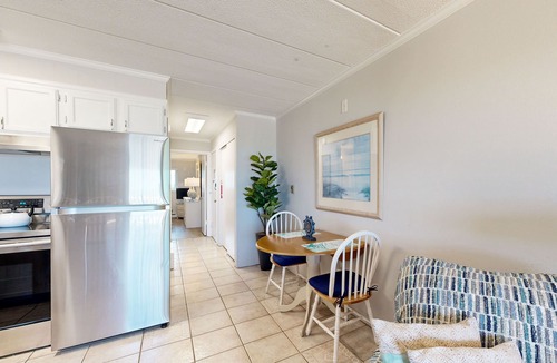 North Ocean City Condo | Beachfront condo with private balcony & amazing views