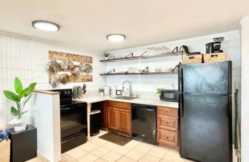 Punaluu Condo | Beachfront Condo with Amazing Views